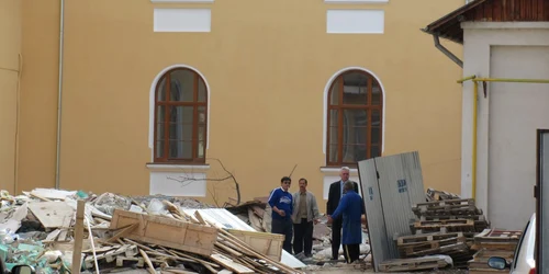 La Colegiul Naţional „Constantin Carabella”, lucrările ai fost întârziate cu două luni