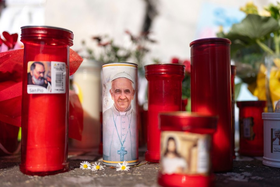 Anunțul făcut de Vatican marți seară cu privire la starea Papei Francisc 