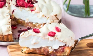 meringue cu rubarba jpeg