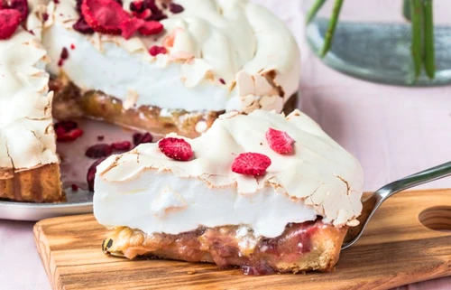 meringue cu rubarba jpeg