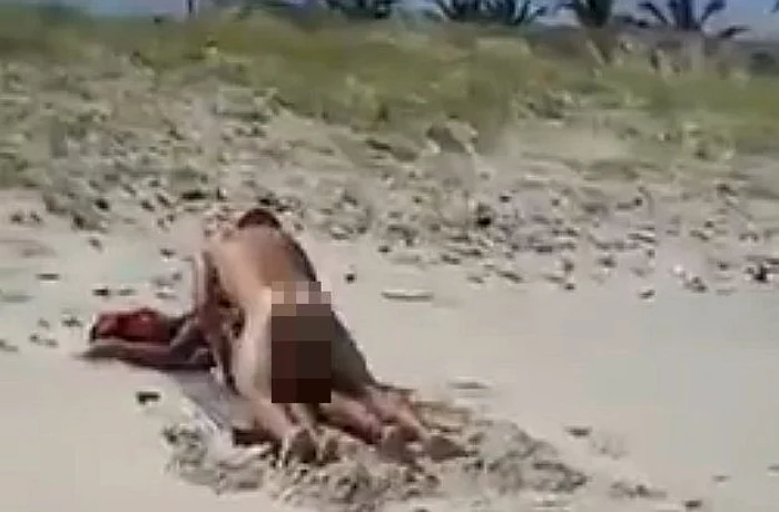 Cei doi amorezi nu s-au sfiit deloc de faptul că se aflau în public