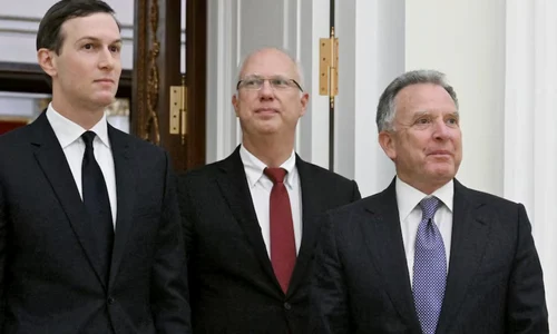 Jared Kushner, Kirill Dmitriev și Steve Witkoff FOTO X @WeReporter jfif