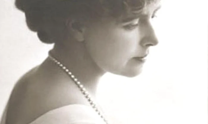 Queen Mary of Romania in the Communist Historiography: between Criticism and Eulogy jpeg
