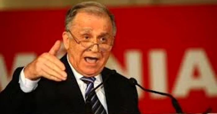 Ion Iliescu încă mai participă la unele şedinţe de partid