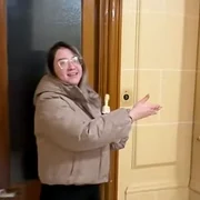 romanca in Paris captura video jfif