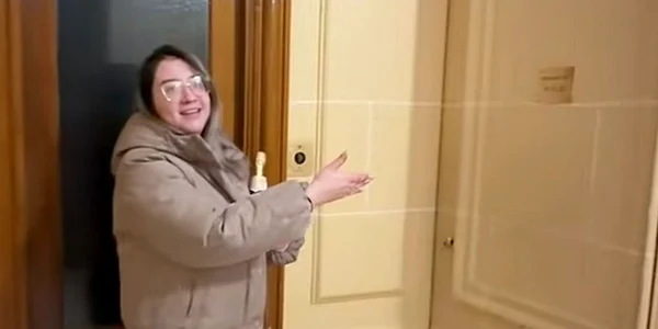 romanca in Paris captura video jfif