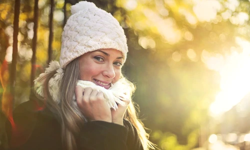 femeie soare iarna 3783528 jpg