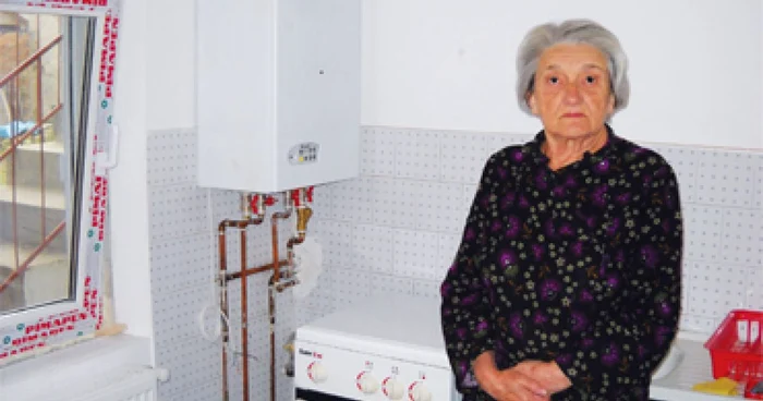 Severinenii aşteaptă căldura în case de doi ani