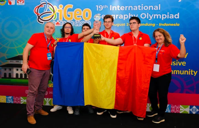 Echipa participantă la Olimpiada Internațională de Geografie FOTO: Facebook