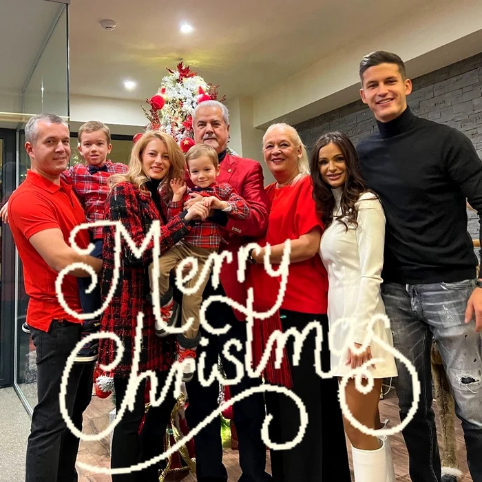 5 felicitari de familie de craciun ale vedetelor adrian nastase dana mihnea andrei bianca corina corolevschi 33 jpg jpeg