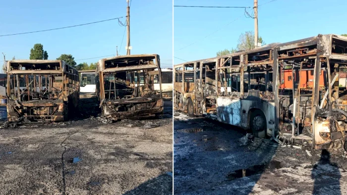 Imagini ca după un bombardament au fost surprinse la Autobaza Ferentari / Sursa foto: b365.ro
