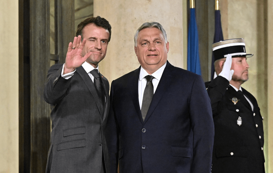  Macron l-a invitat pe Viktor Orban la Paris pentru a vorbi despre unitate în faţa Moscovei
