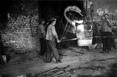 Oțelărie în perioada interbelică (© Arhivă Digital museum)