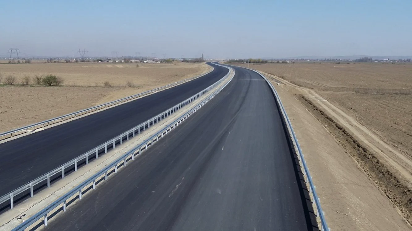 Primii kilometri din Autostrada Moldova vor fi deschiși astăzi circulației