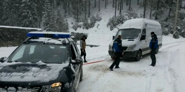 turisti impotmoliti in zapada
