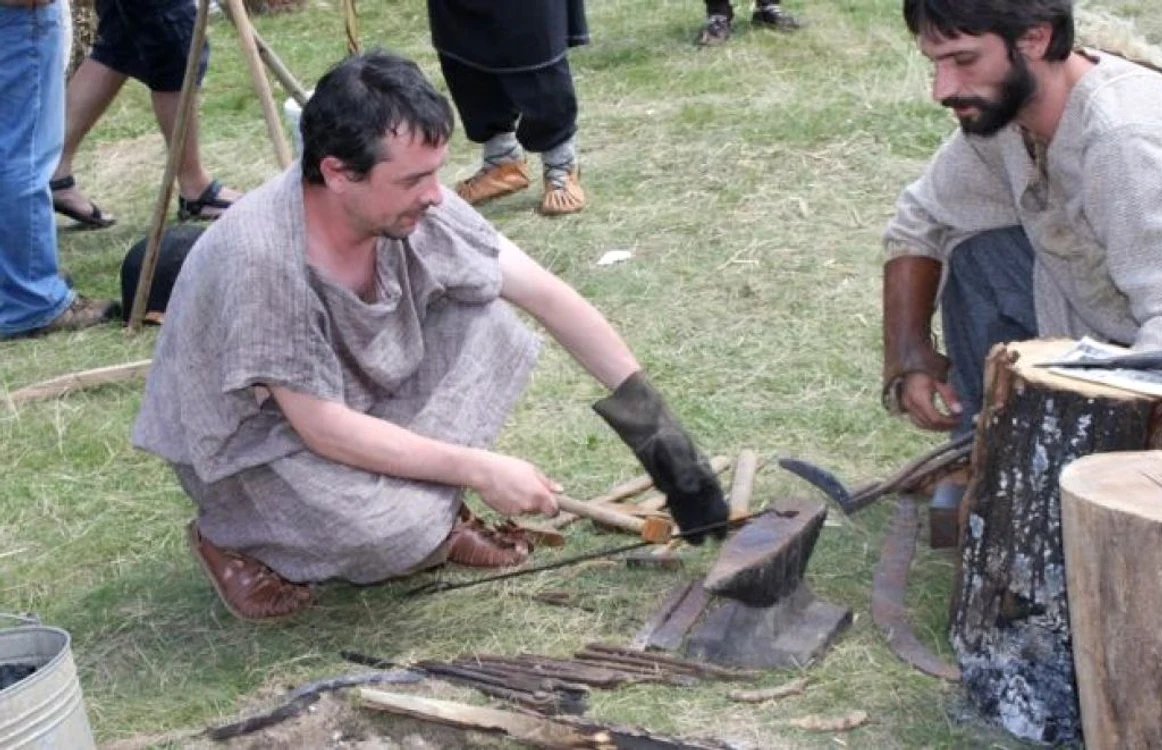 Celţii obişnuiau să facă arme pe care le „vindeau” pe alte produse FOTO: Bianca Sara