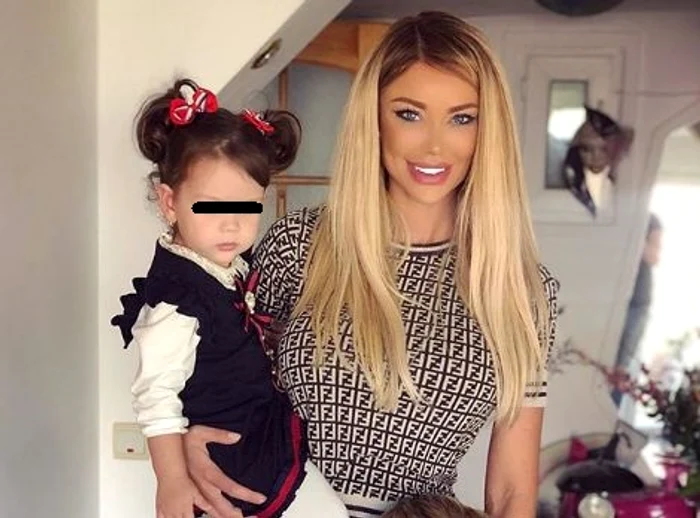 Deși au o relație amicală de dragul fetiței lor, Bianca a hotărât să o lase pe Sofia în grija mamei ei, în momentul plecării din țarăFoto Instagram