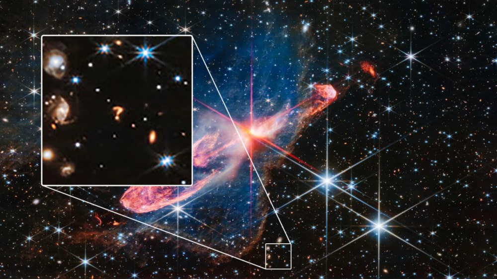 Misterul semnului de întrebare cosmic văzut de telescopul spațial James Web în spațiul cosmic profund