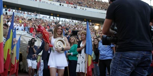 Simona Halep pe Arena Nationala dupa castigarea Wimbledon. FOTO Inquam Photos