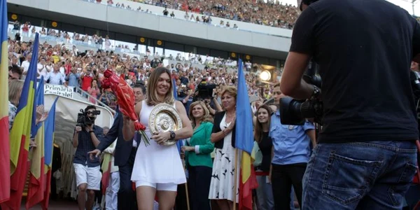 Simona Halep pe Arena Nationala dupa castigarea Wimbledon. FOTO Inquam Photos