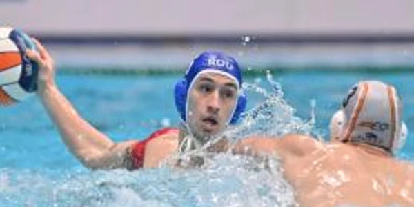 romania polo 11 533tjjh7 jpg