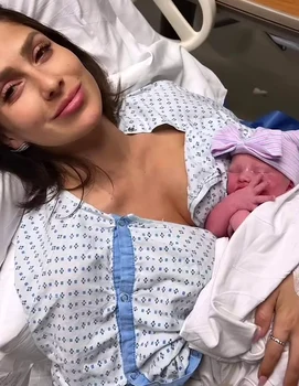 Hilaria Baldwin a născut recent