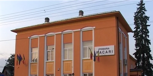 Târgovişte: A vrut să-i dea foc primarului de la Răcari