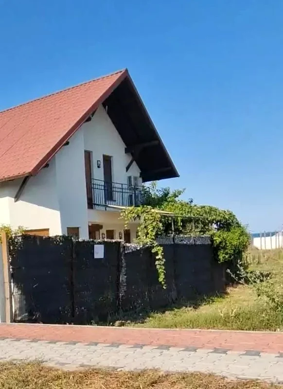 Cum arată casa lui Alexandru Arșinel, de pe litoral / foto: Unica