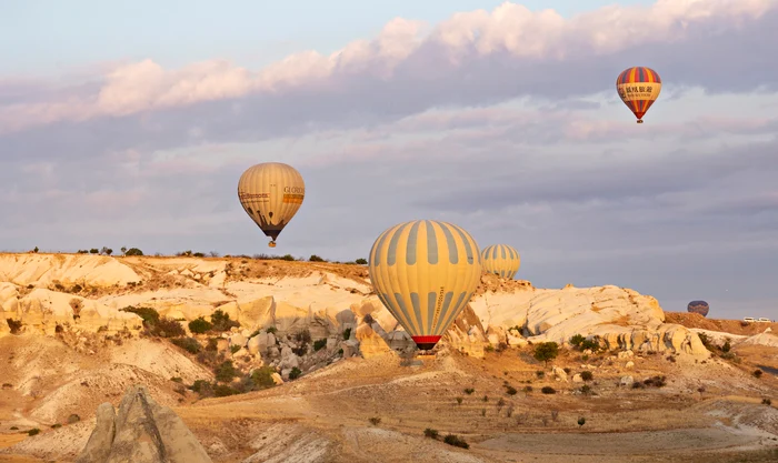 Baloane cu aer cald în Goreme, Turcia