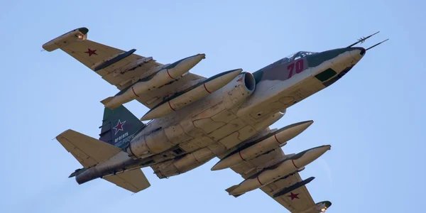 Avion rus Suhoi 25 FOTO Vladislav Sinelnikov / Shutterstock