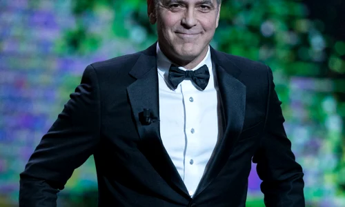 George Clooney reçoit un César d'honneur à la 42ème cérémonie des César à la salle Pleyel à Paris jpeg