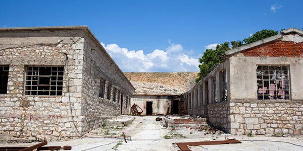 Goli otok insula croatia inchisoare iugoslava jpg