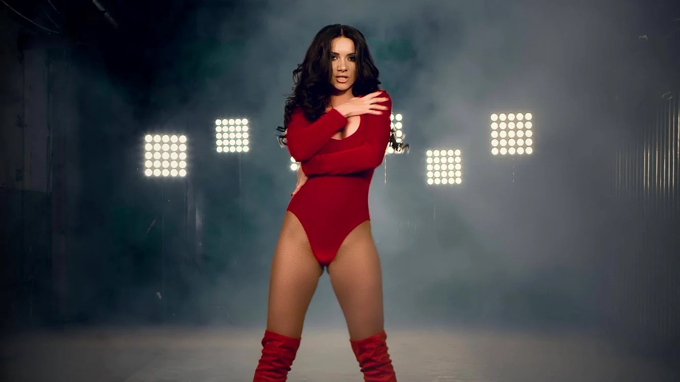 Otilia Bilionera 28 jpg