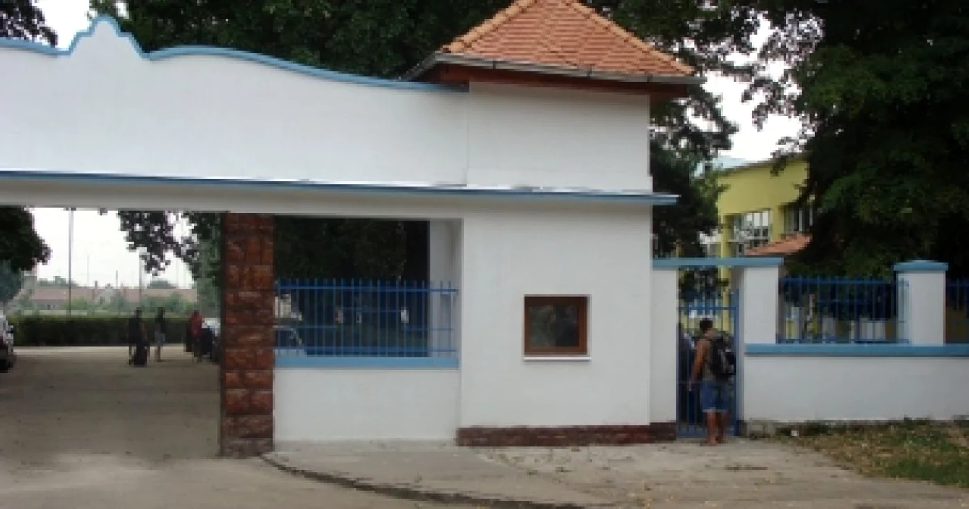 Oradea: Stadionul Tineretului renovat