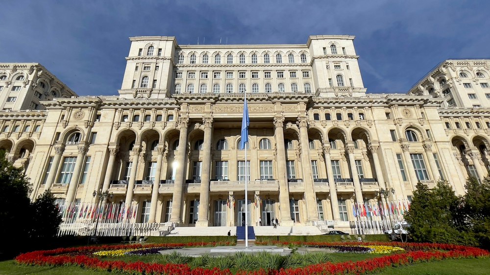Un nou incident în Parlamentul României. O persoană a fost prinsă încercând să intre cu droguri 