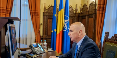 Ilie Bolojan participă la o videoconferință FOTO Administrația Prezidențială