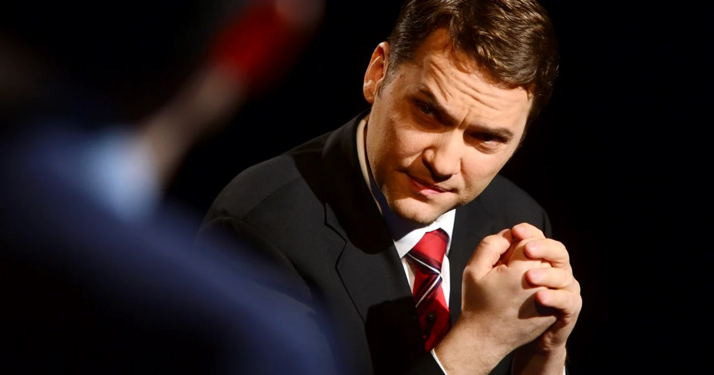 Considerând că ministrul Dan Şova „şi-a încheiat misiunea“, prin coordonarea discuţiilor dintre partea română şi investitorul canadian, Guvernul va transfera compania Minvest Roşia Montană din nou în subordinea Ministerului Economiei FOTO Mediafax