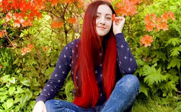 
    Lena învață să-și recunoască apropiații după timbrul vocal  