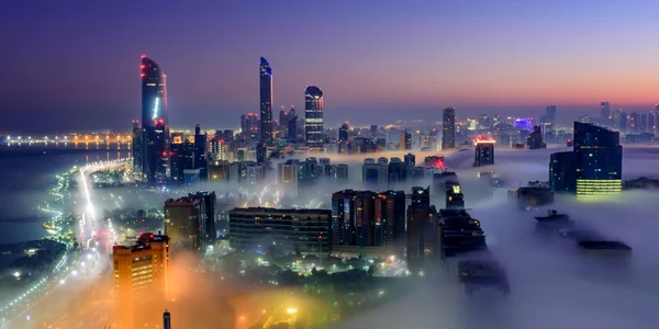 dubai acoperit de ceata. foto profimedia