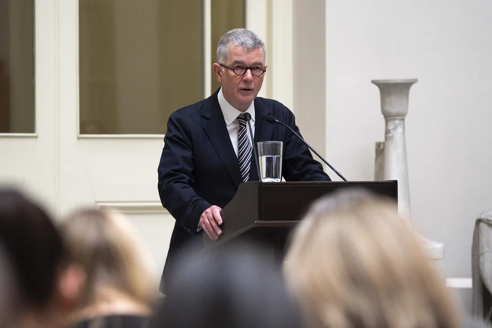 Șeful MI6, mesaj pentru ruși: „Spionați pentru noi. Veți lucra pentru a aduce pacea pe continentul nostru”