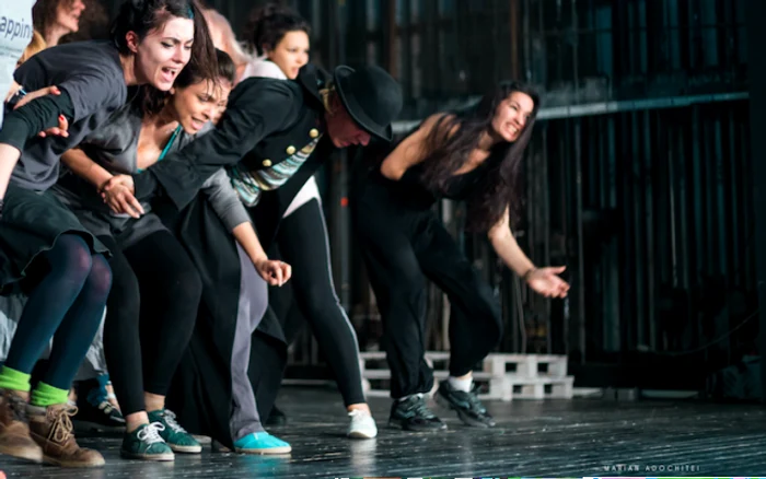 Spectacol Eutopia - repetiţii la Teatrul de Stat Constanţa Sursa Marian Adochiţei
