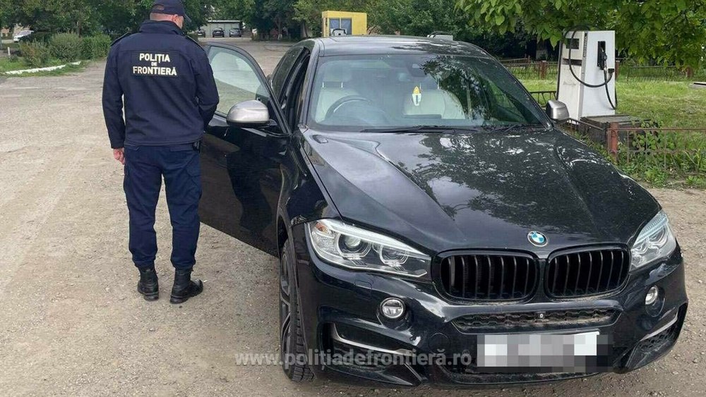 Poliţia de Frontieră se confruntă cu o creştere semnificativă a traficului. Mii de polițiști au fost distribuiți în punctele de control