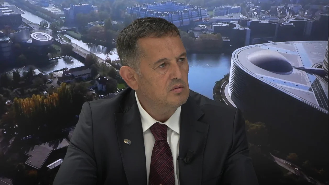 „Un gambit necesar”. Gheorghe Piperea explică strategia alianței AUR cu PSD: „Trebuie să scoatem șoferul beat de la volan”