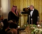 Prințul Mohammed bin Salman la dineul oferit de Donald Trump la Casa Albă. FOTO: EPA