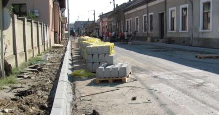 Autorităţile consideră că proiectul va fi terminat cu circa 8 luni mai devreme