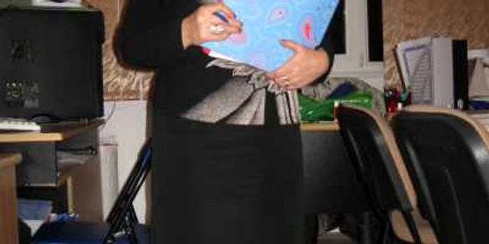 Dumitra Sima lucrează de 43 de ani în asistenţă socială