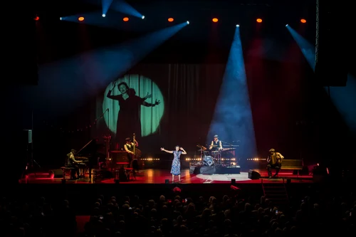 PIAF! THE SHOW