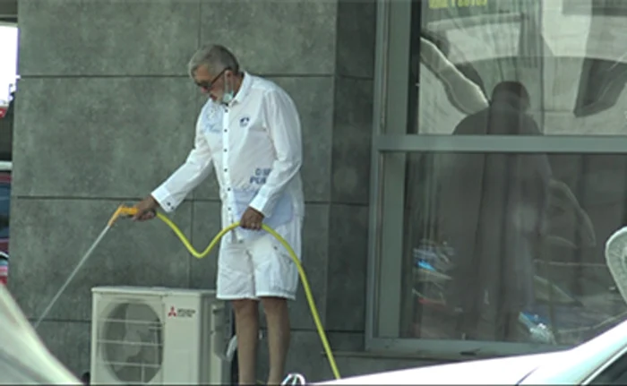 
    Năstase a răsfățat-o pe Ioana în mașini care mai de care mai scumpe  