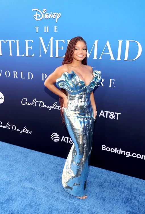 Halle Bailey o joaca pe Arien, in filmul Mica Sirena, lansat pe 26 mai 2023