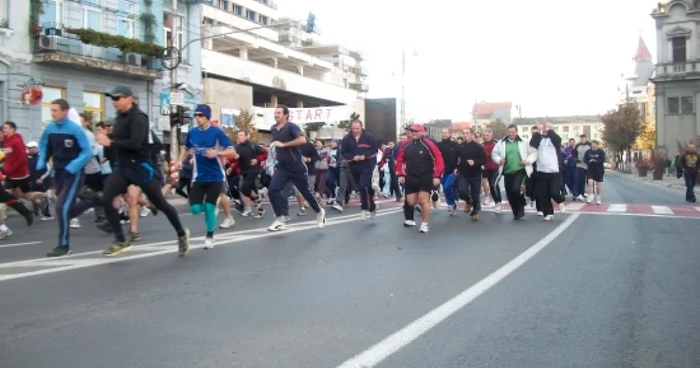Crossul armatei a adunat la start peste 200 de persoane